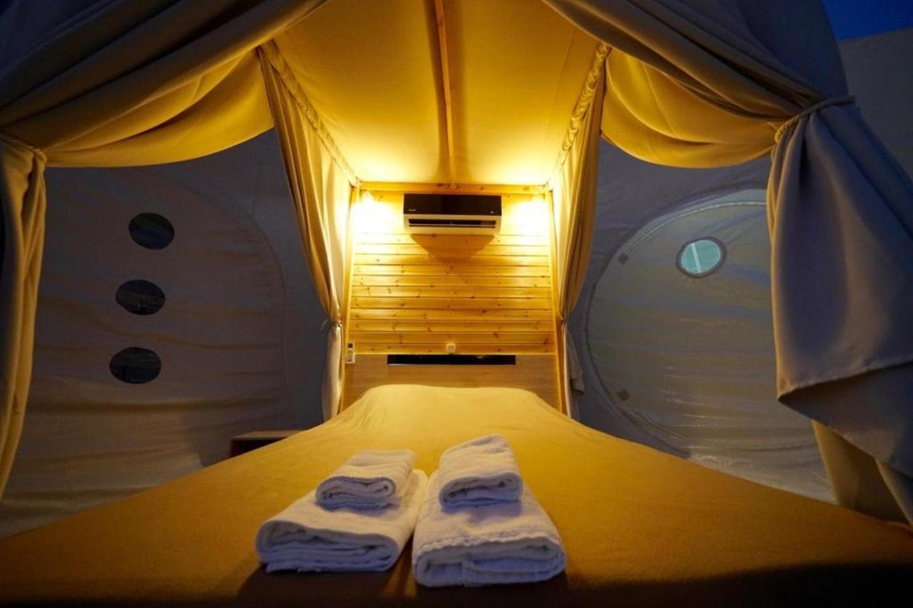 Bubble Tent Hotel Неа Мудания Екстериор снимка
